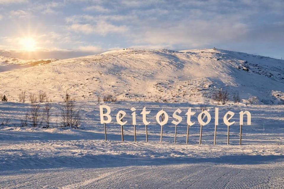 Modern family cabin with ski in out, central location in Beitostølen Cabin in Innlandet