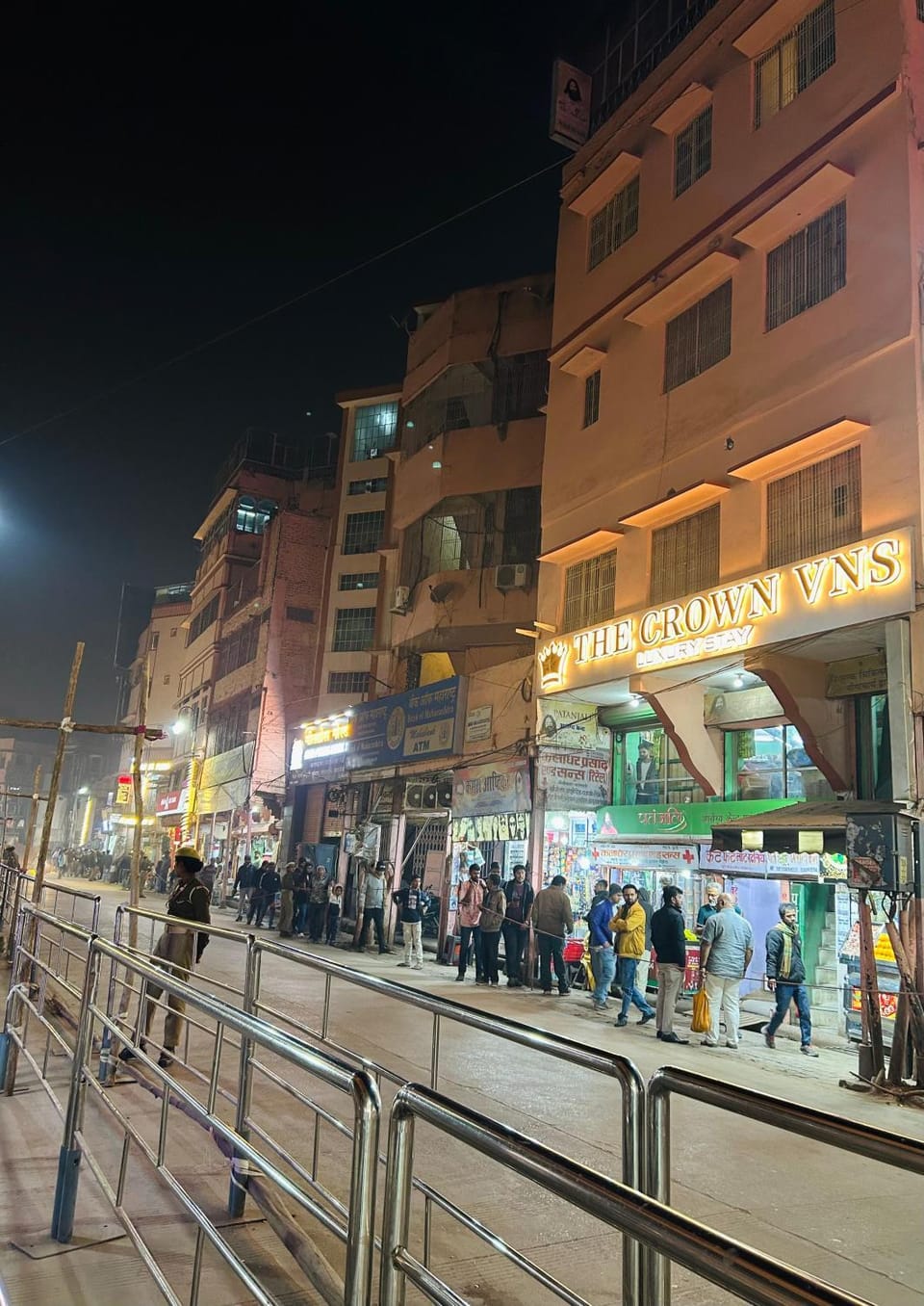 The CROWN VNS Bed and Breakfast in Varanasi