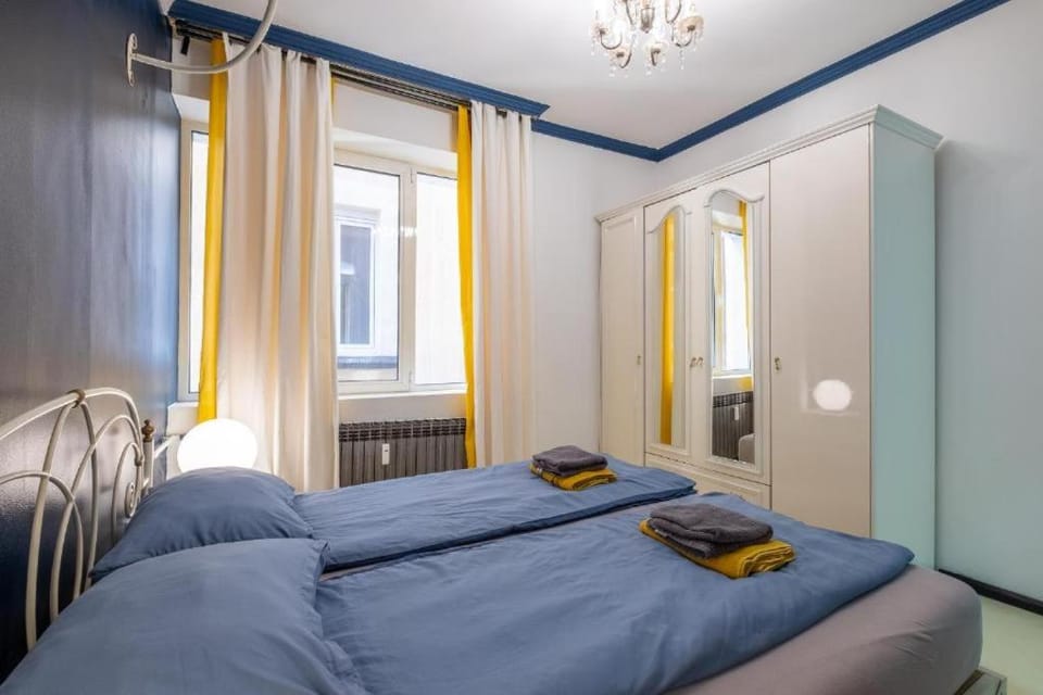 2 Apartments 15 Seconds from Main street Apartment in Sofia