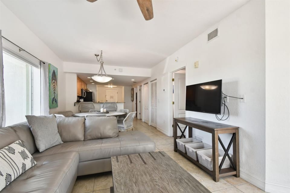 Sunsets & Coastal Vibes Treasure Island Stay Apartment hotel in Treasure Island