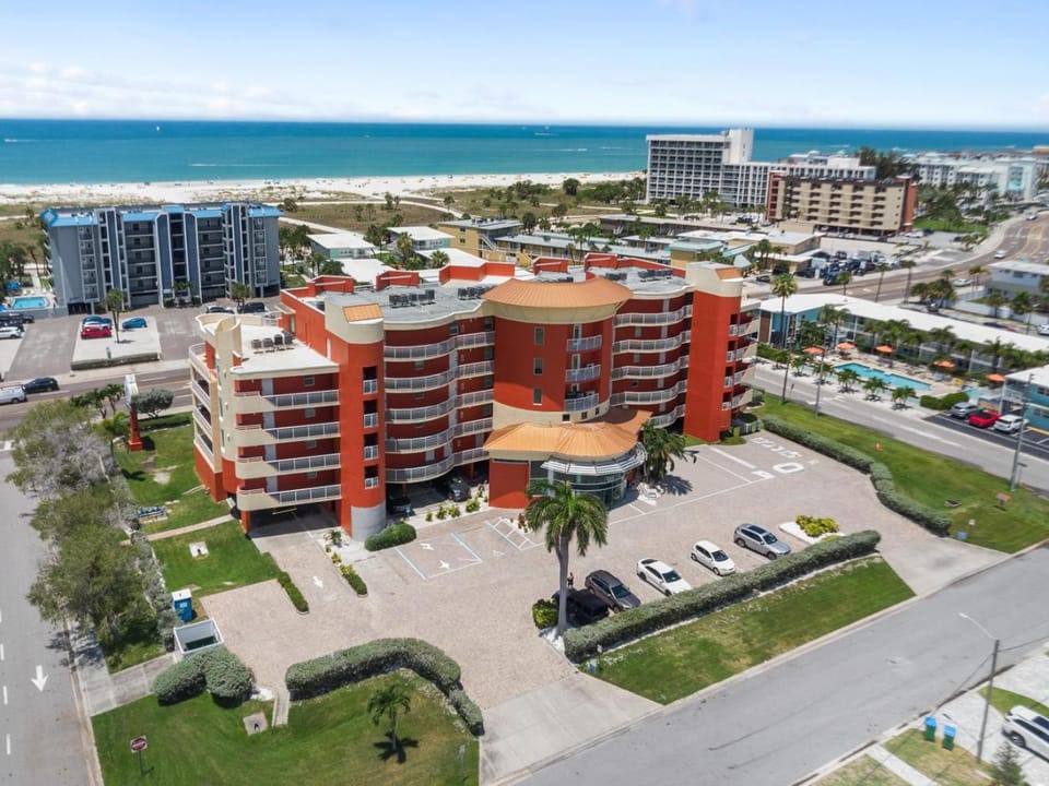 Sunsets & Coastal Vibes Treasure Island Stay Apartment hotel in Treasure Island