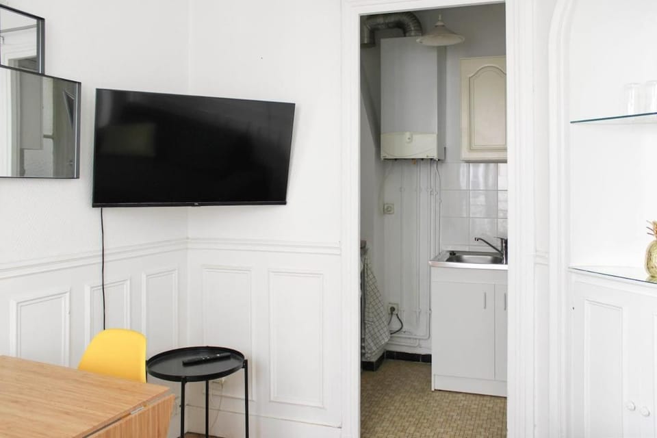 Pour étudiants et pro-1 mois min Apartment in Paris