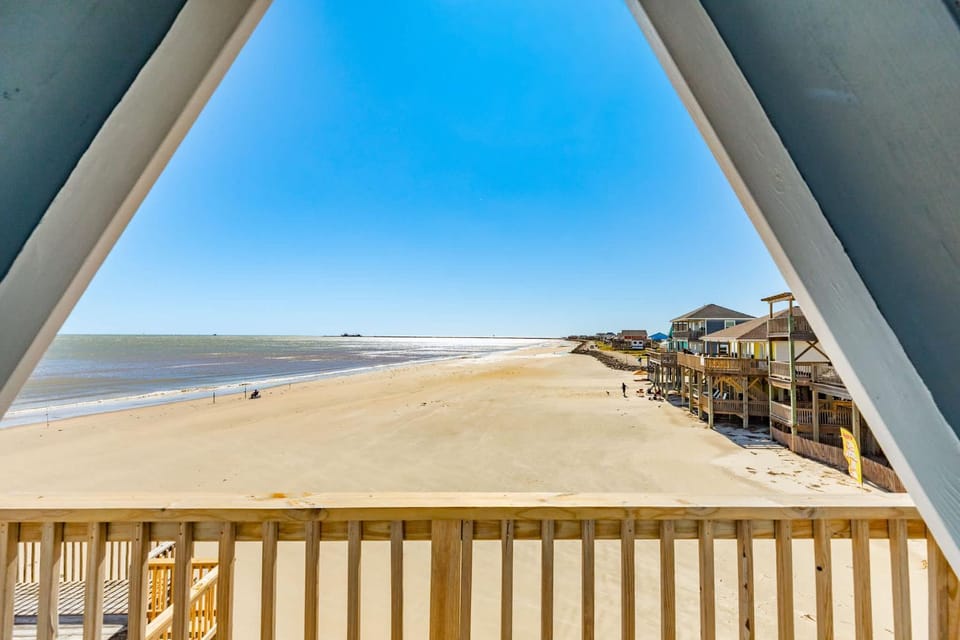 Come Enjoy the Best Beach View in Surfside House in Surfside Beach