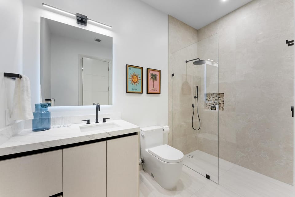 New Ultra Luxe Delray Beach, 5 min walk Atlantic Villa in Delray Beach
