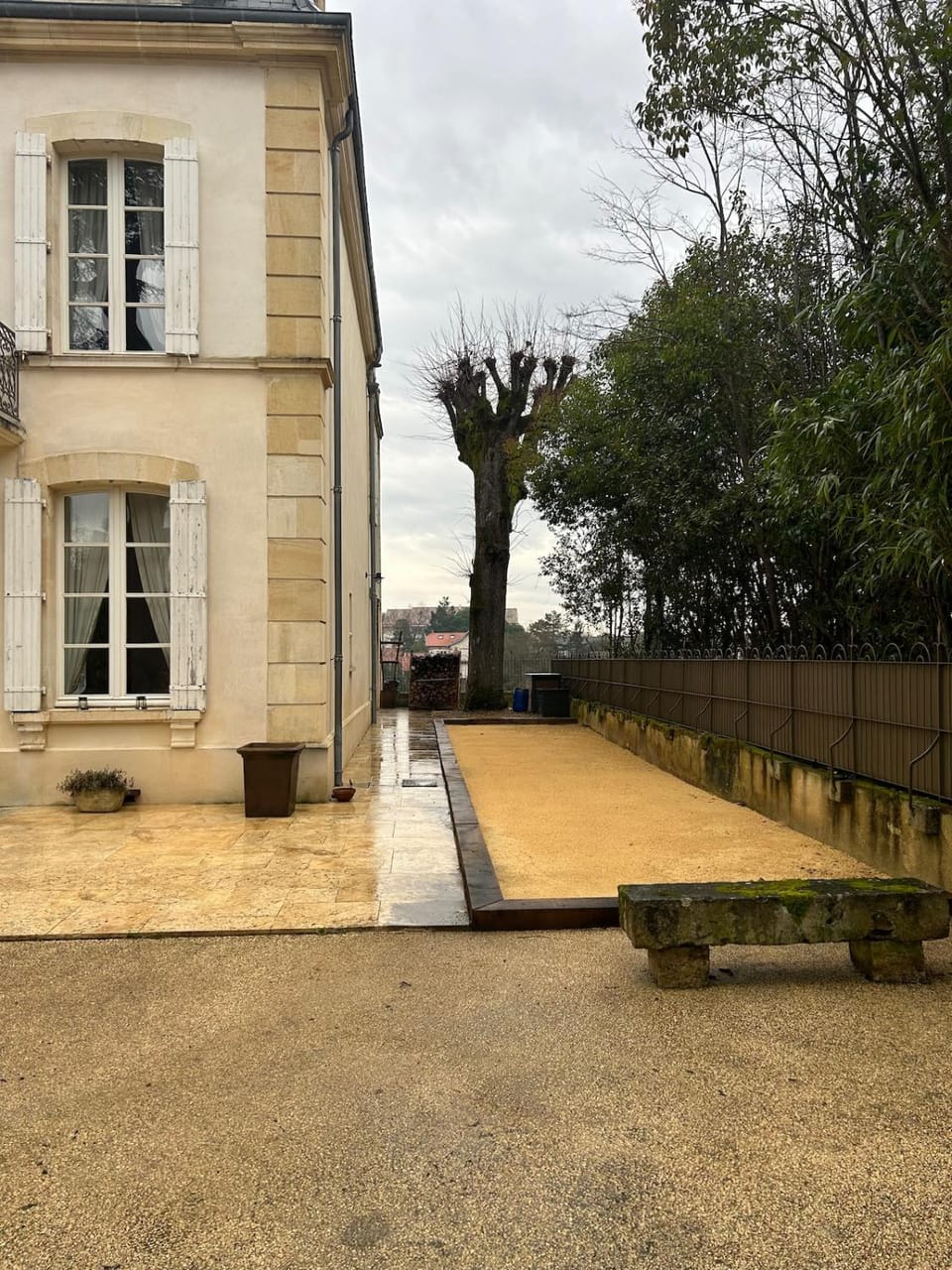 Domaine au coeur du lot avec Rooftop et Jacuzzi Villa in Villeneuve-sur-Lot