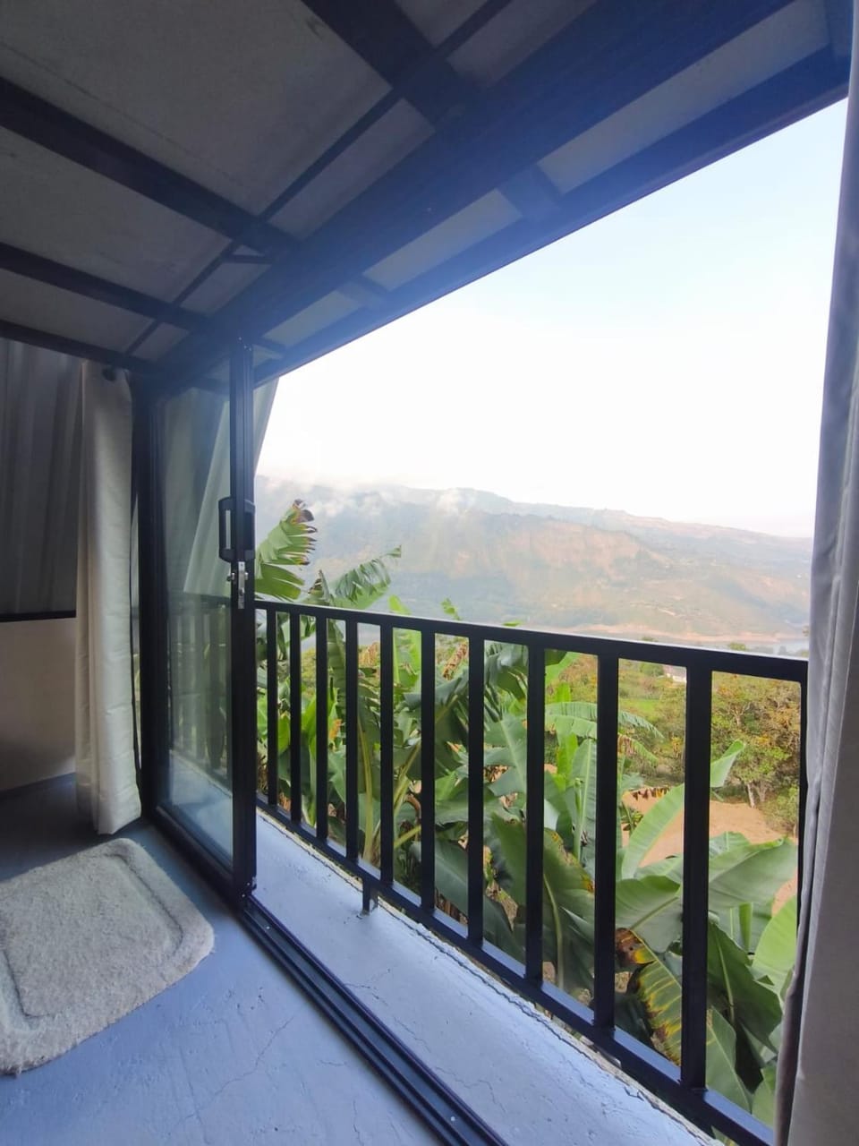View (from property/room), Balcony/Terrace