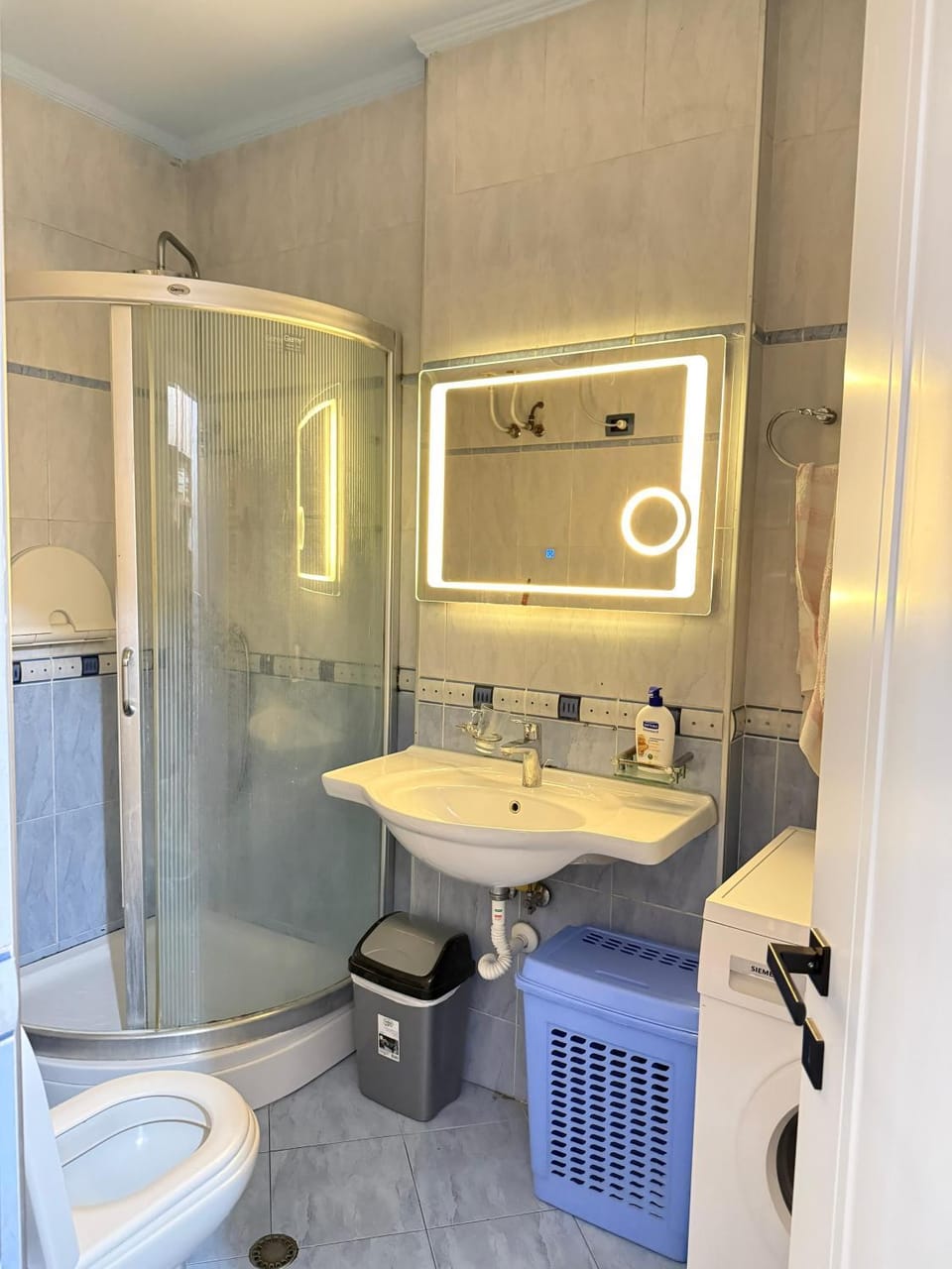 Shower, Toilet, Bathroom, bidet