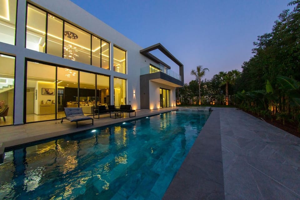 Property building, Pool view, Swimming pool