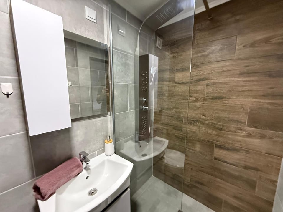 Duplex Oasis Rooms Bed and Breakfast in Vojvodina
