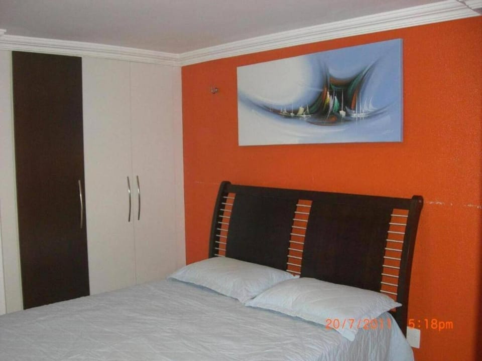 Bed, Decorative detail, Bedroom