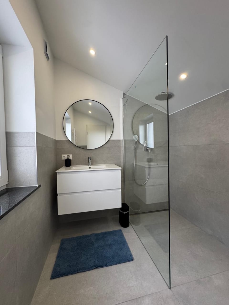 Shower, Bathroom, towels, towels