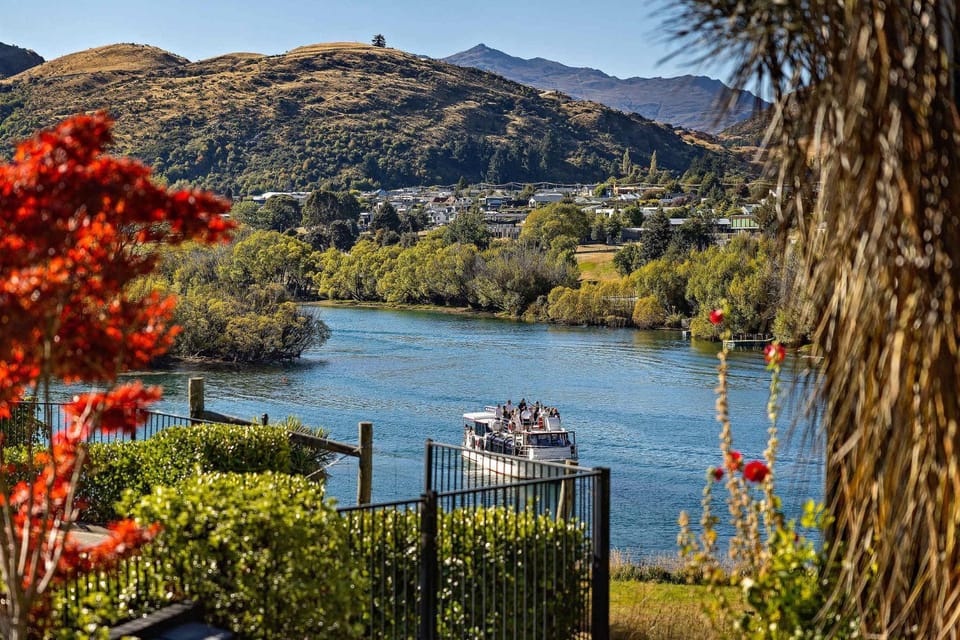 Natural landscape, Lake view, Mountain view