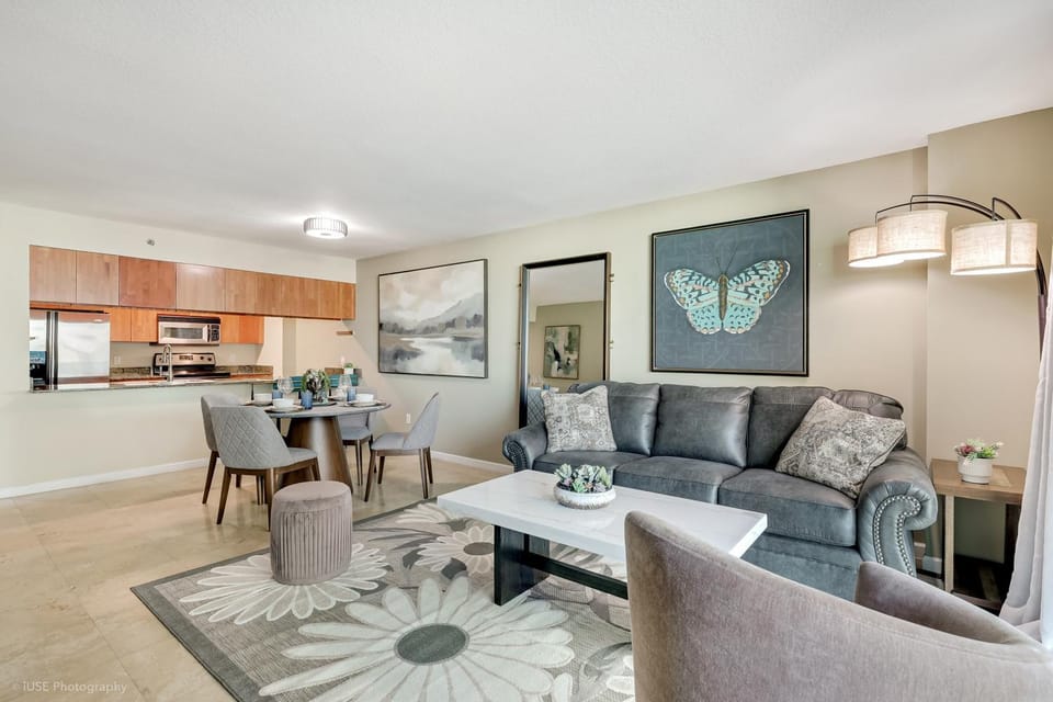 Living room, Dining area, kitchen