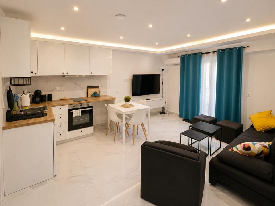 Living room, Dining area