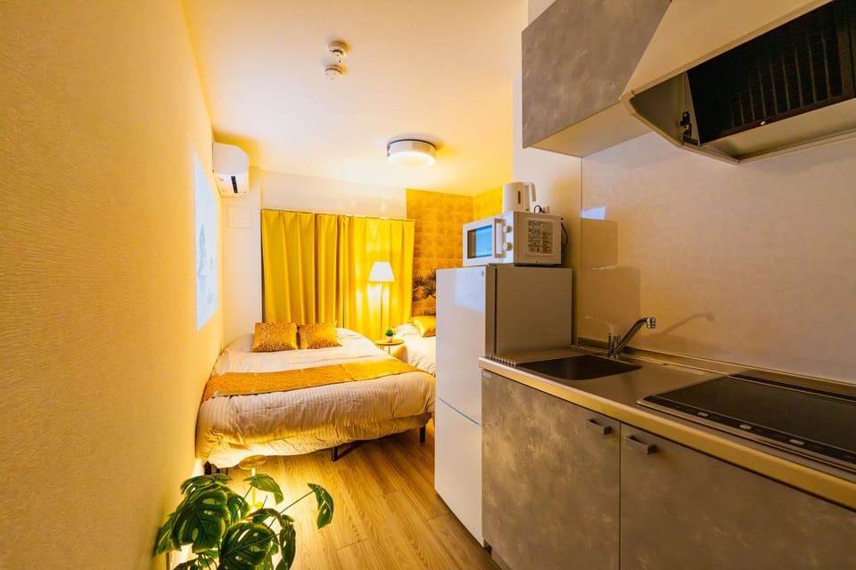 Bed, Kitchen or kitchenette, Bedroom, air conditioner