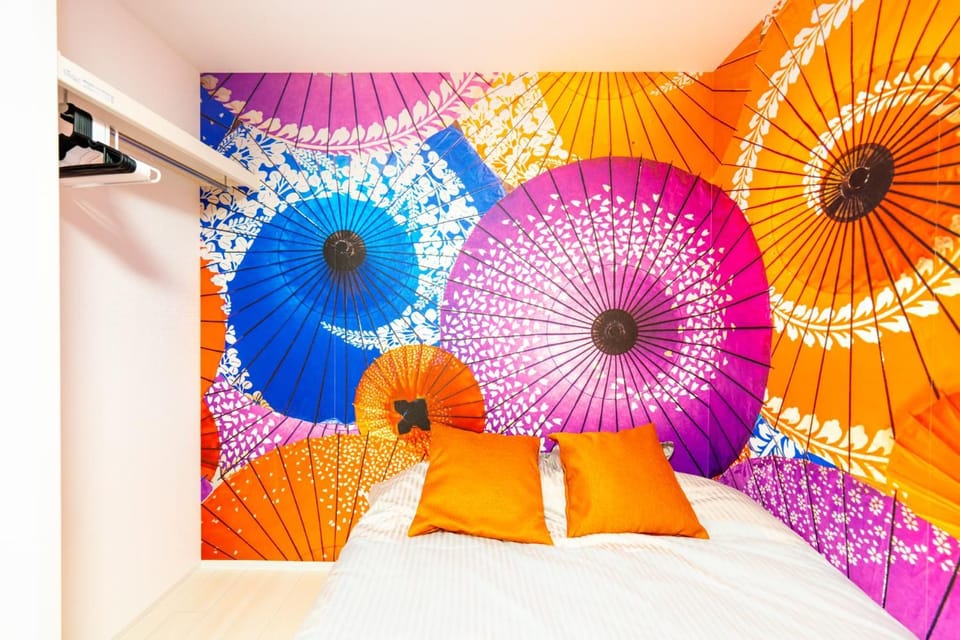 Bed, Photo of the whole room, Decorative detail, Bedroom