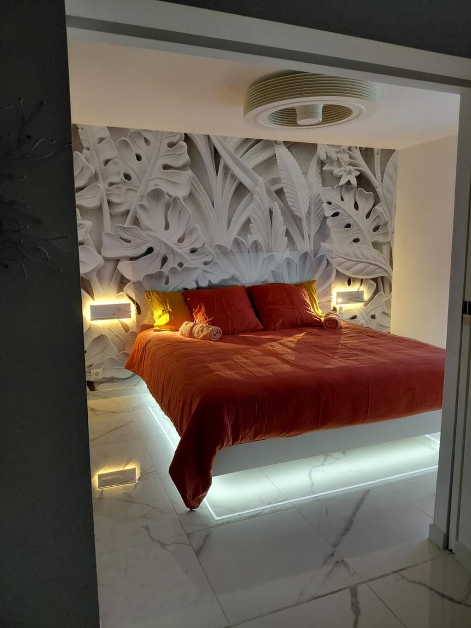 Bed, Bedroom