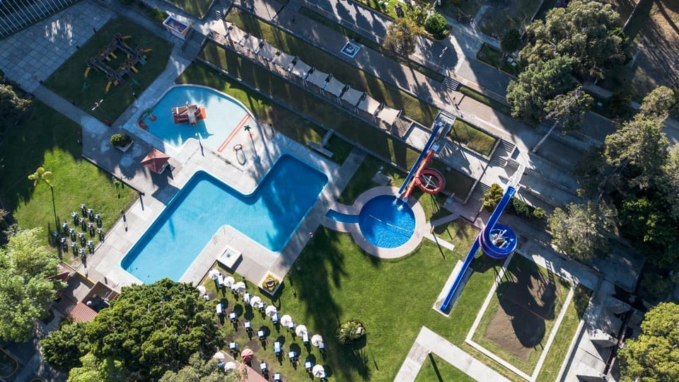 Pool view, Swimming pool