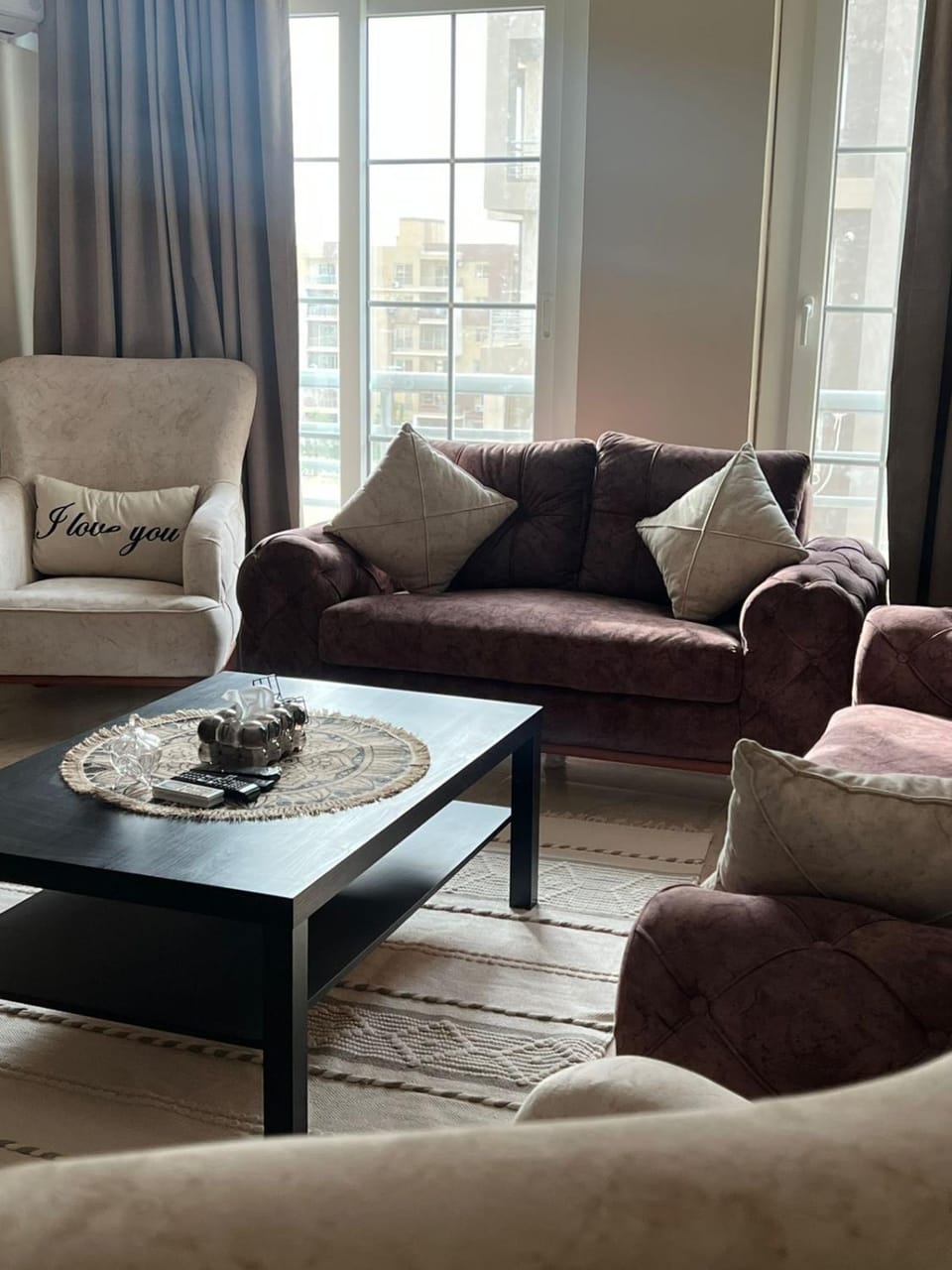 Homy luxury وحدة فندقية ثلاث غرف بالقرب من مول العرب Apartment in Egypt