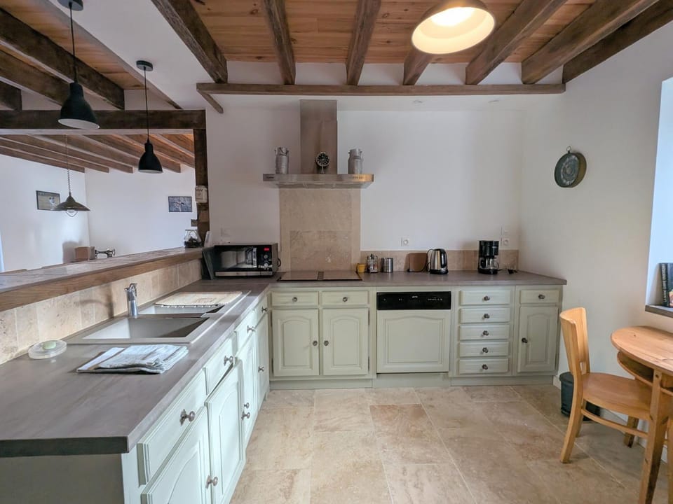 Gîte familial au calme, 3 chambres, jardin clos - FR-1-591-779 House in Centre-Val de Loire