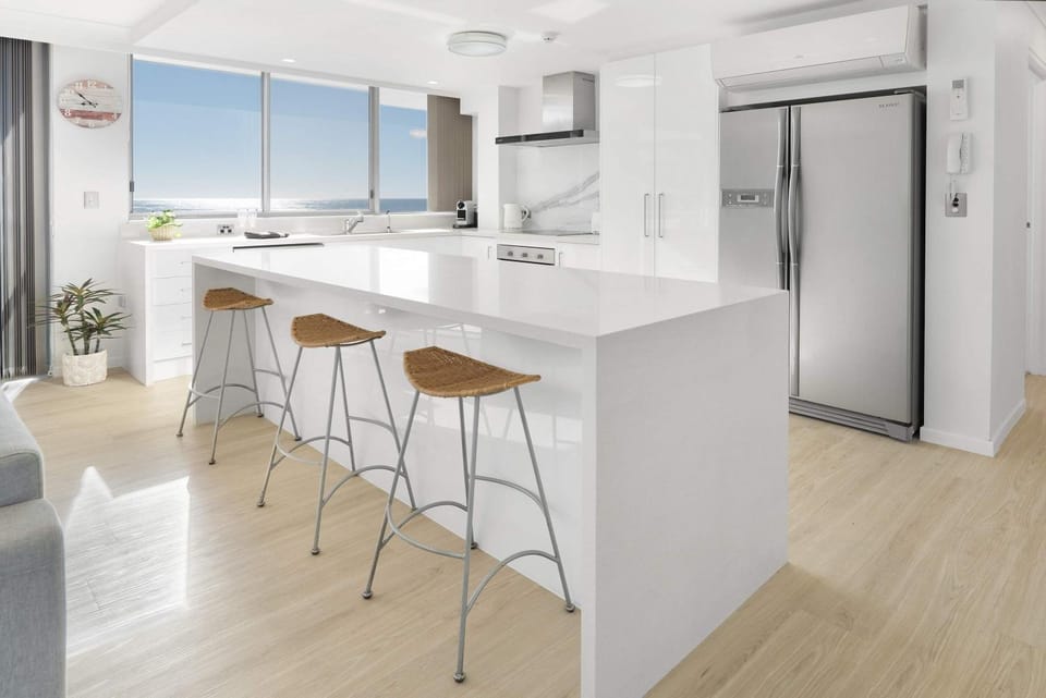 Beachfront on Berkeley Hosted by Gold Coast Holiday Stays Apartment in Surfers Paradise