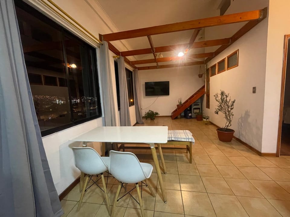 Habitación privada casa de MAX Apartment in Valparaiso