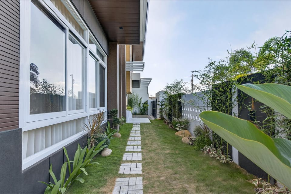 Luxury House with Private Pool for Gathering Villa in Davao City