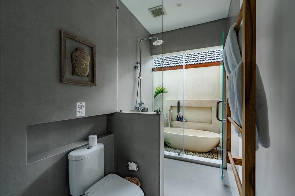 Shower, Bathroom, Bath, towels