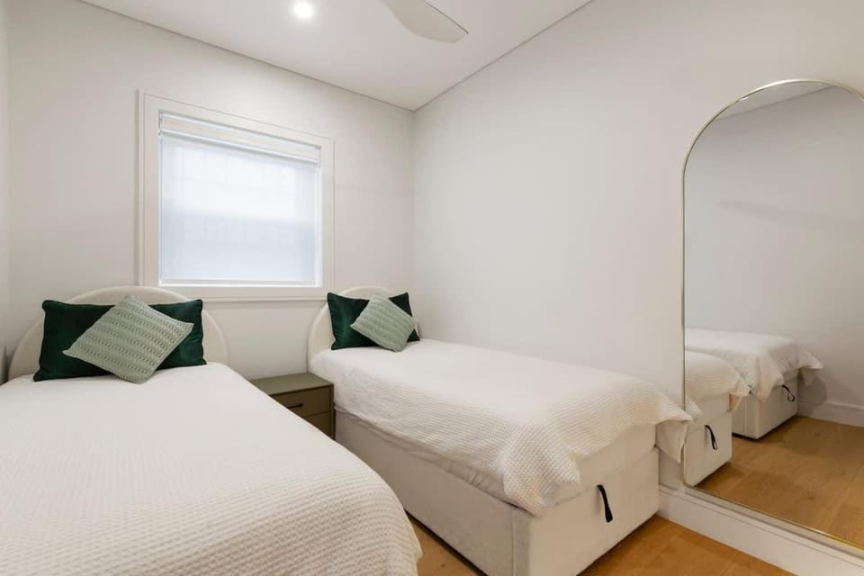 Coastal Living 2 bedroom in Bondi Beach Apartment in Sydney