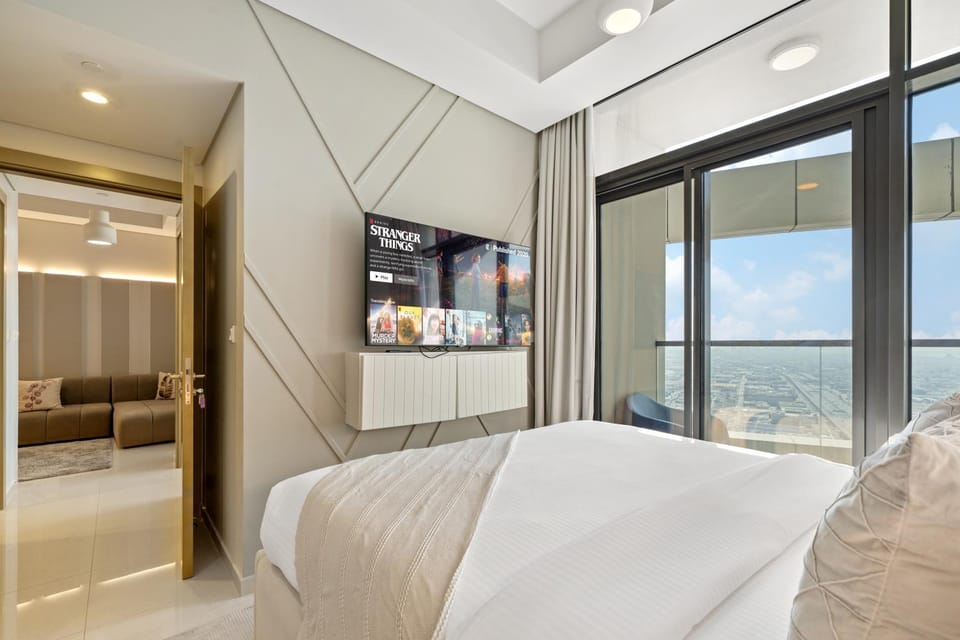 DAMAC Aykon Tower - High-Floor Luxury 2-Bedroom Apartment Apartment in Dubai