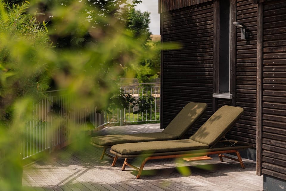 Balcony/Terrace, sunbed