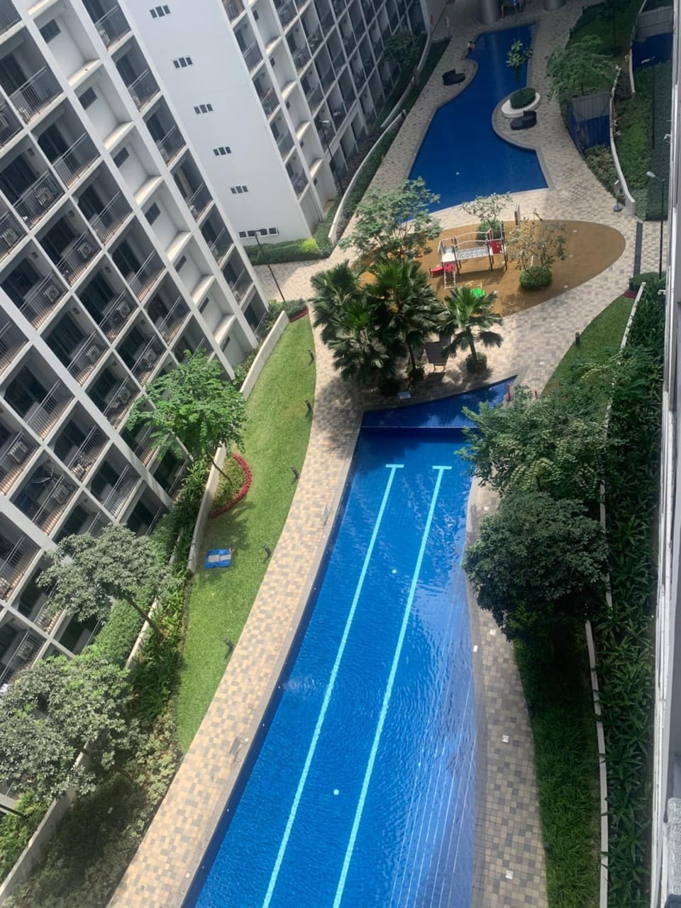 Shore Residences by Buhay Staycation Hotel in Pasay