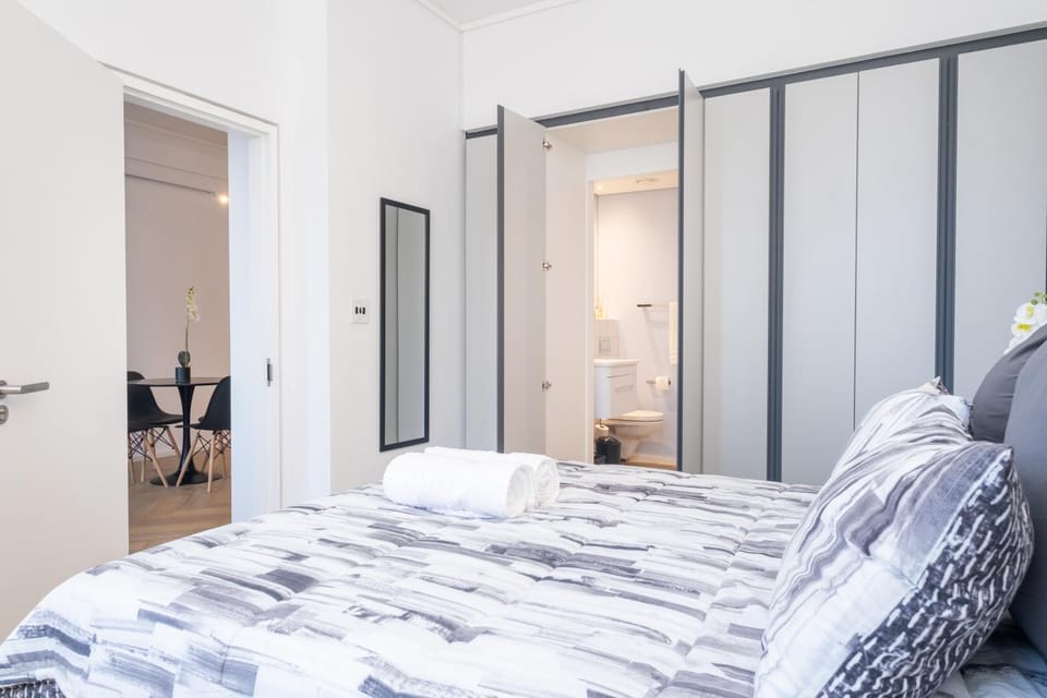 1018 Zeeland Pier - Top Floor Aprt Near CTICC Apartment in Cape Town