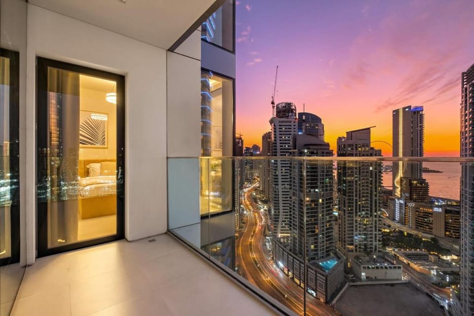 FIRST CLASS 2BR Marina, Sea & Ain Views Apartment in Dubai