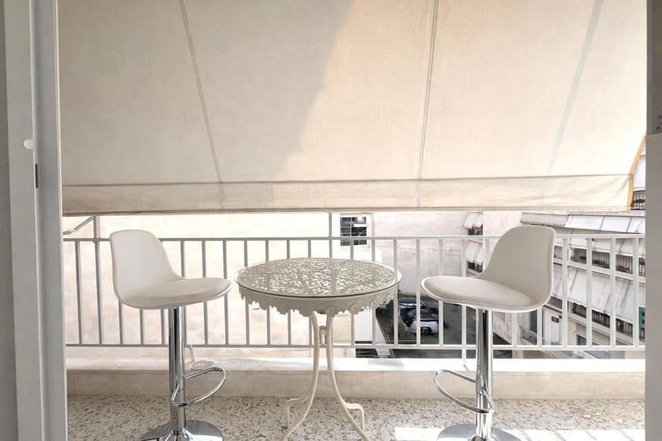 Central Studio Near Uni & Parks - Zografou by ΜΡS Apartment in Athens