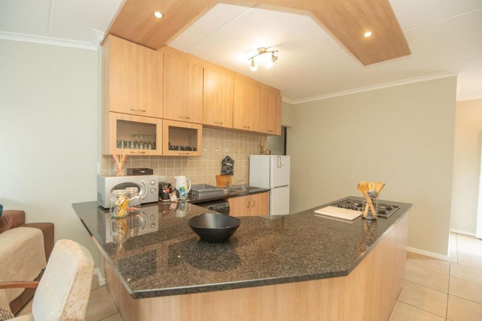 The Edge Valley Retreat Apartment in Port Elizabeth