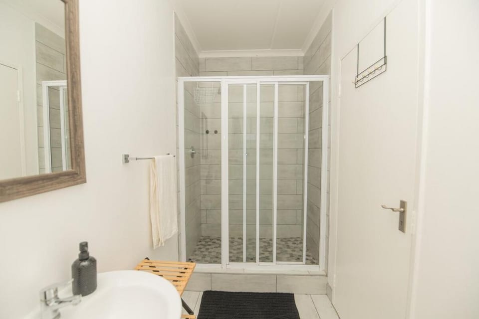 The Edge Valley Retreat Apartment in Port Elizabeth