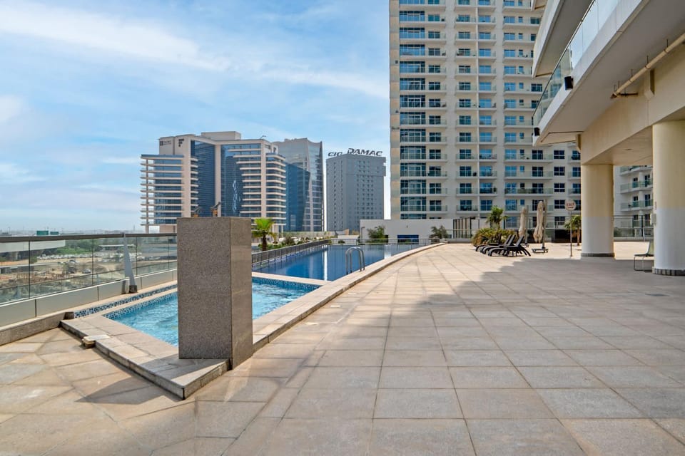 Free housekeeping visits during your stay - StayShort - Cozy & Comfortable 1BR in Business Bay Apartment in Dubai