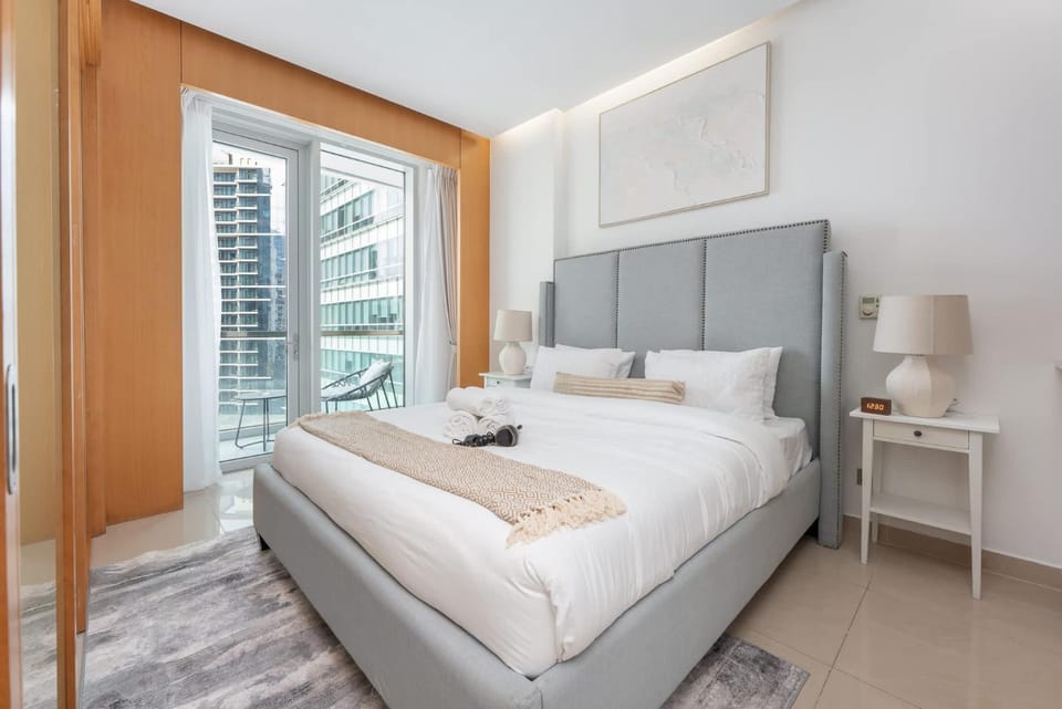 Free housekeeping visits during your stay - StayShort - Cozy & Comfortable 1BR in Business Bay Apartment in Dubai