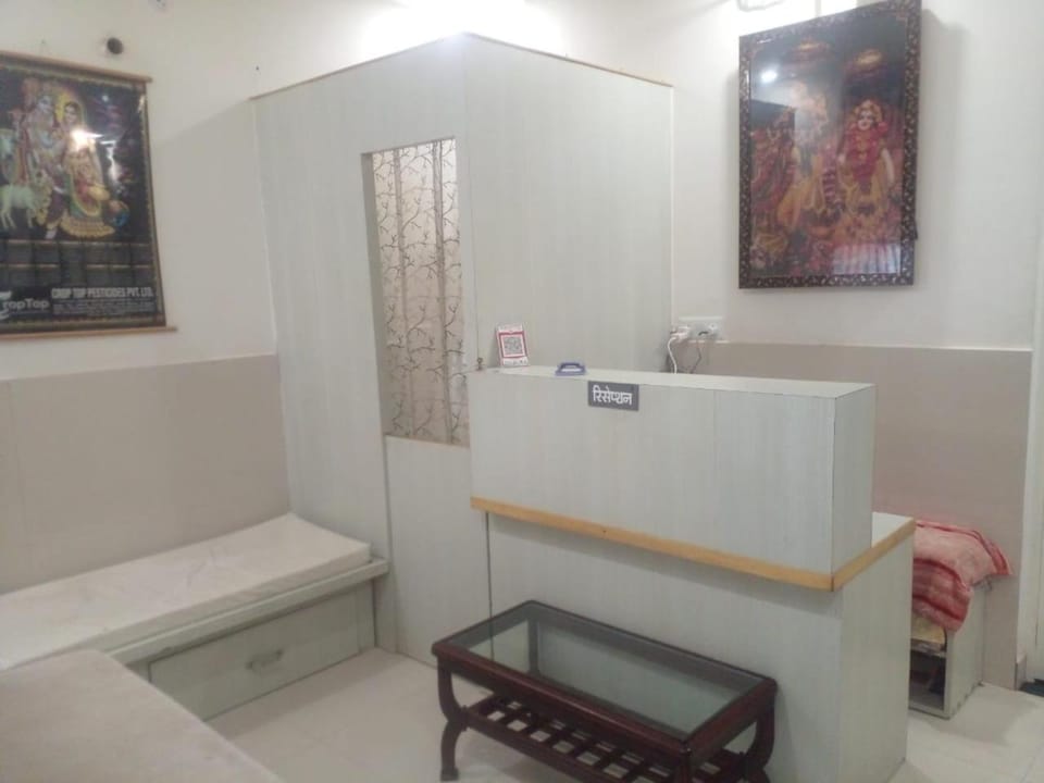Shree Gitamani Dham-Vrindavan Hotel in Uttar Pradesh