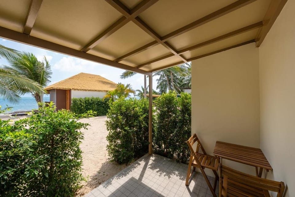 Bankun Boutique Beachfront 7br private beachfront Villa in Ko Samui