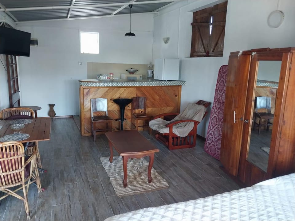 Petite case créole Bed and Breakfast in Savanne District, Mauritius