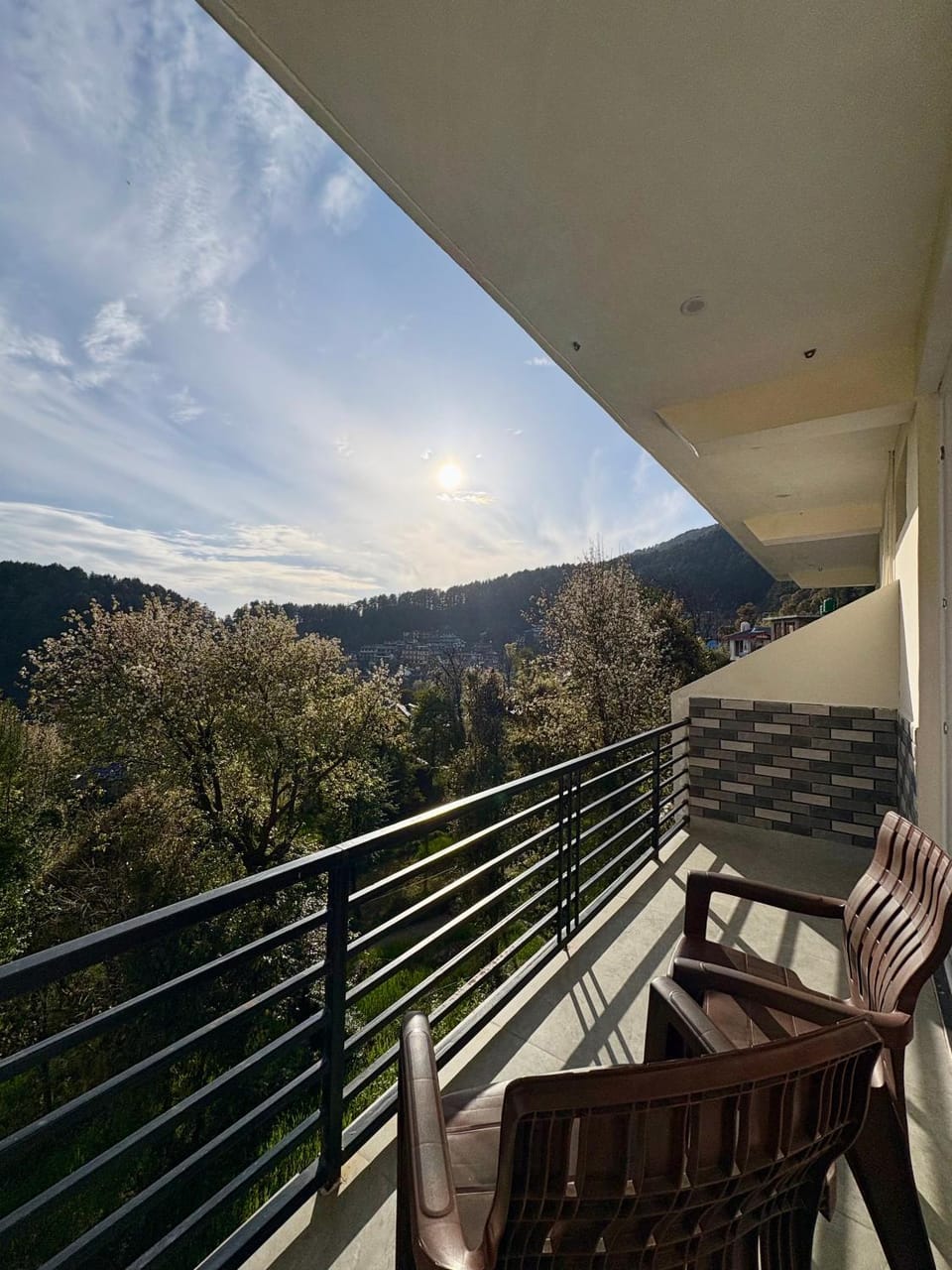 Patio, Day, Natural landscape, View (from property/room), Balcony/Terrace, Mountain view