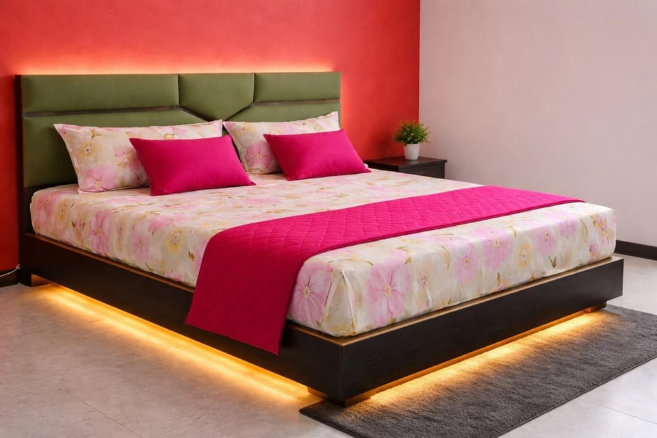 Govindam palace near ram mandir gate Vacation rental in Uttar Pradesh