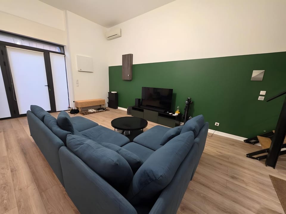 Property building, Living room