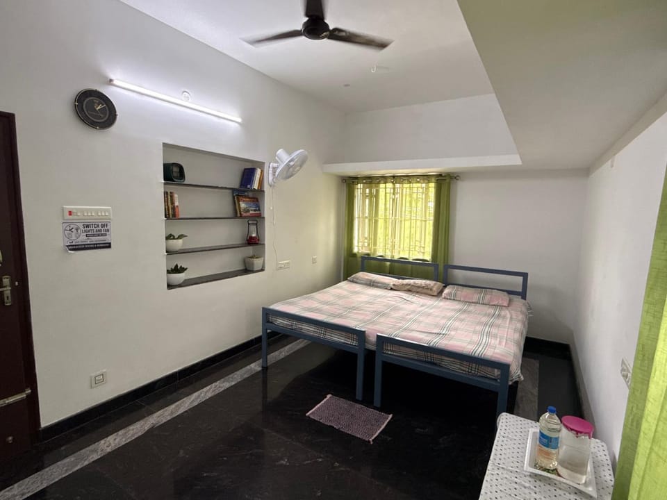 Bed, Bedroom