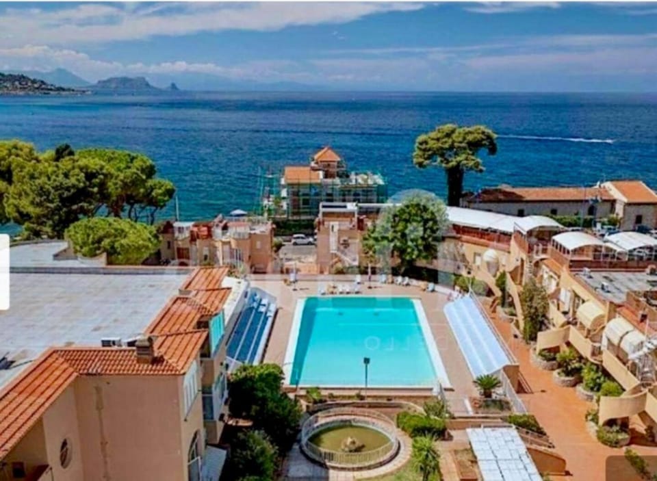 Chiaro di luna holiday Apartment in Palermo