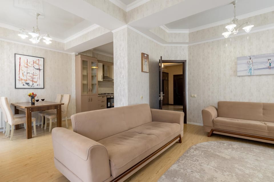 Living room, Seating area, Dining area