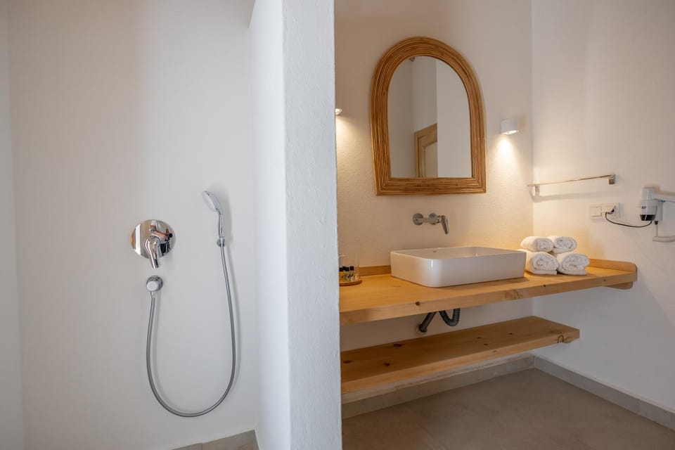 Shower, Bathroom, towels