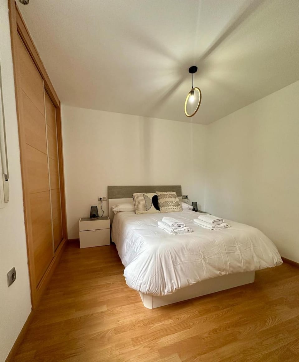 Bed, Photo of the whole room, Bedroom, towels, wardrobe